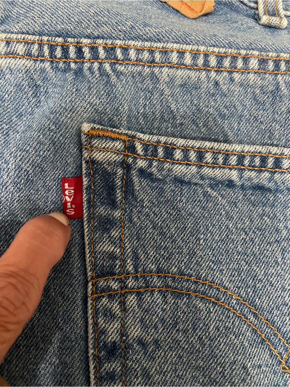 LEVI’S Mens 501 Original Fit 1990s Denim Straight Leg Button Fly Jeans W42 L30 - Picture 9 of 17